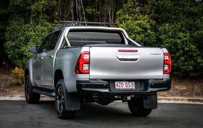 2021 Toyota Hilux SR5
