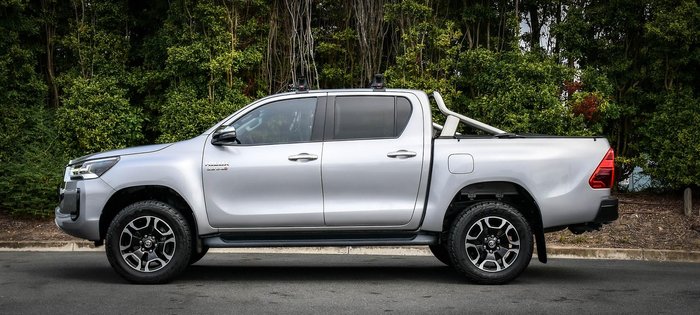 2021 Toyota Hilux SR5