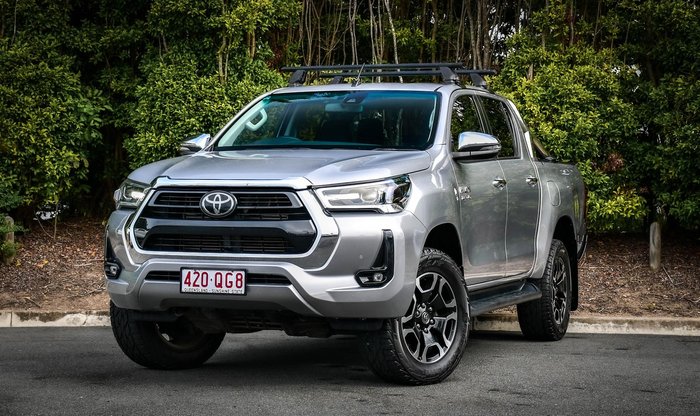 2021 Toyota Hilux SR5
