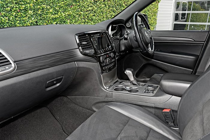 2021 Jeep Grand Cherokee Night Eagle