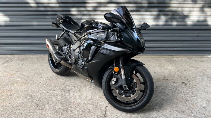 2019 Yamaha YZF-R1 Black