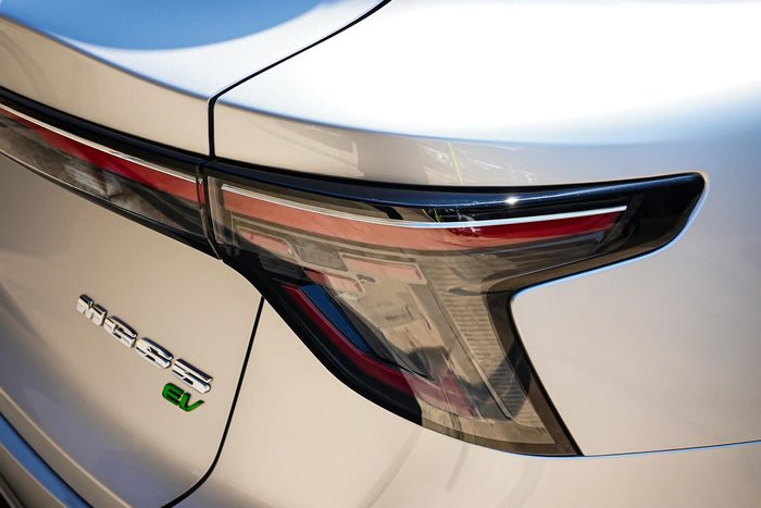 2026 MG MGS5 EV Essence 62