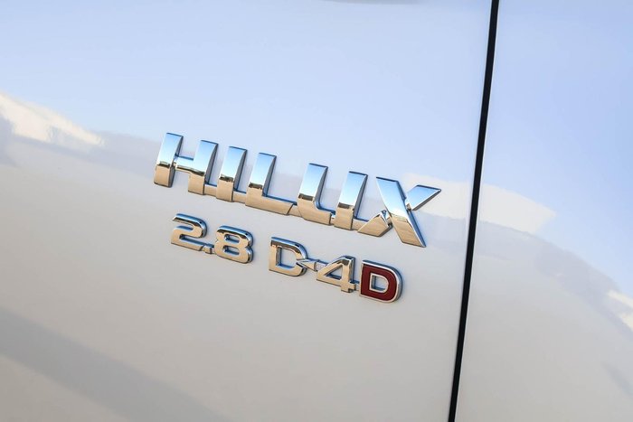 2022 Toyota Hilux SR5
