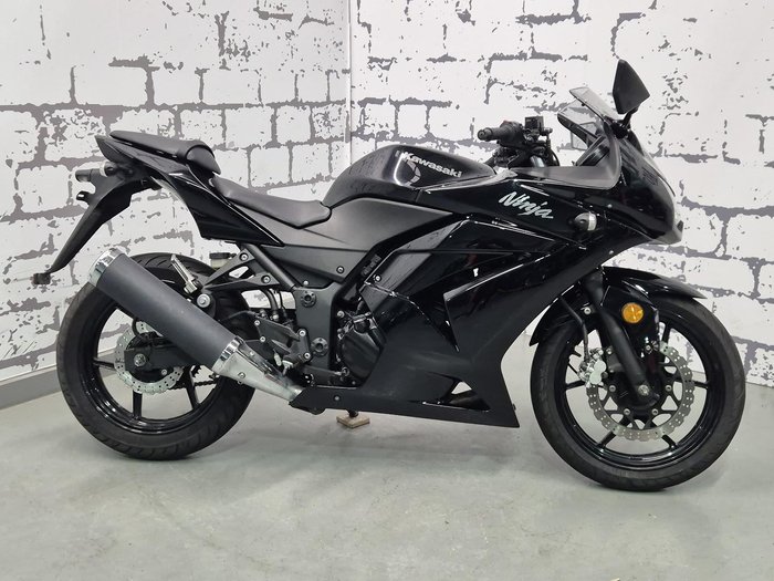2010 Kawasaki Ninja 250R (EX250J) Ninja Black