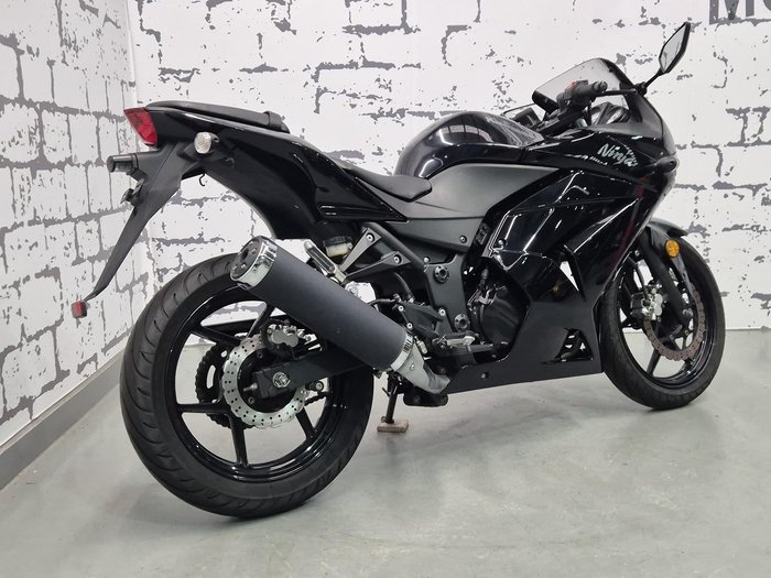 2010 Kawasaki Ninja 250R (EX250J) Ninja Black