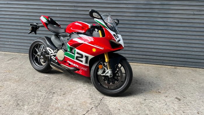 2024 DUCATI PANIGALE V2 BAYLISS 20TH ANNIV Red