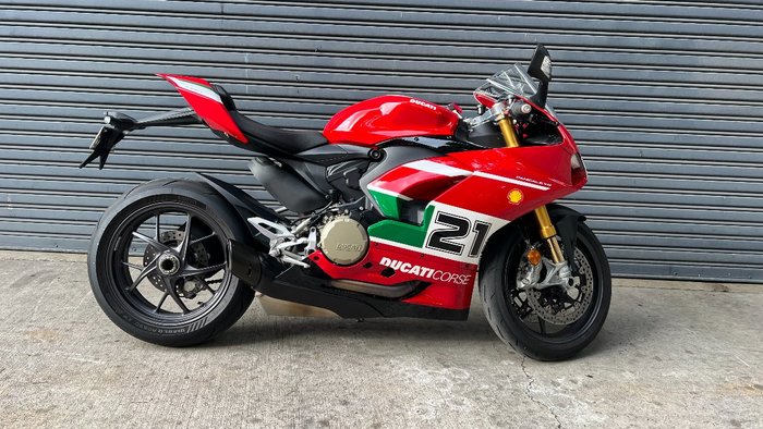 DUCATI PANIGALE V2 BAYLISS 20TH ANNIV
