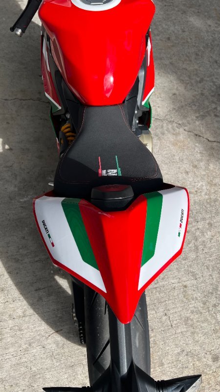 2024 DUCATI PANIGALE V2 BAYLISS 20TH ANNIV Red