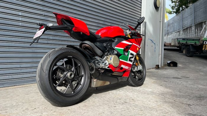 2024 DUCATI PANIGALE V2 BAYLISS 20TH ANNIV Red