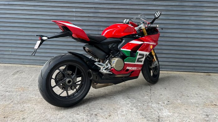 DUCATI PANIGALE V2 BAYLISS 20TH ANNIV
