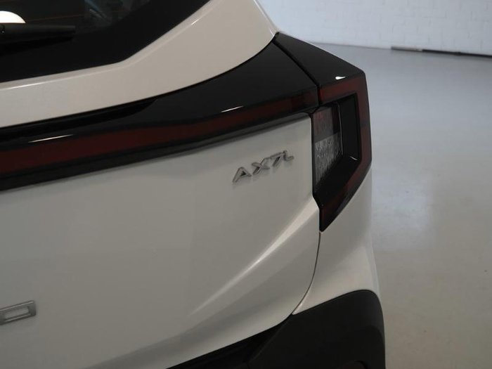 2026 Mahindra XUV3XO AX7L