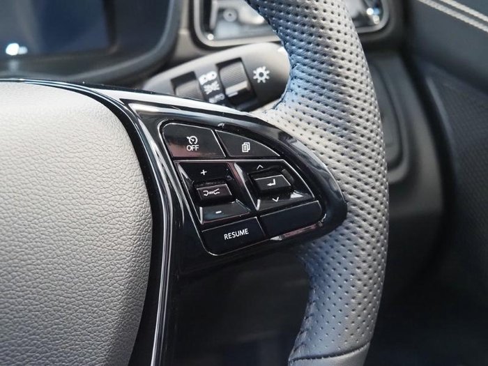 2026 Mahindra XUV3XO AX7L