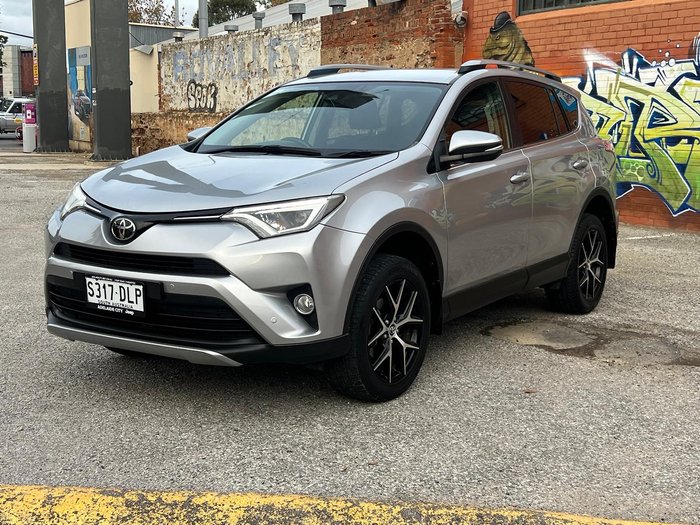 2017 Toyota RAV4 GXL