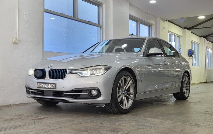 2017 BMW 3 Series 330e Sport Line