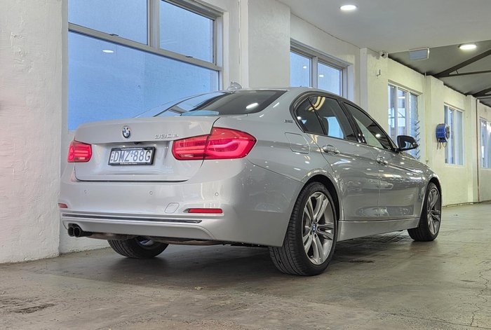 2017 BMW 3 Series 330e Sport Line