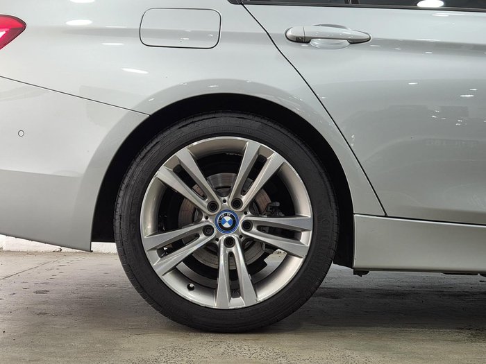2017 BMW 3 Series 330e Sport Line