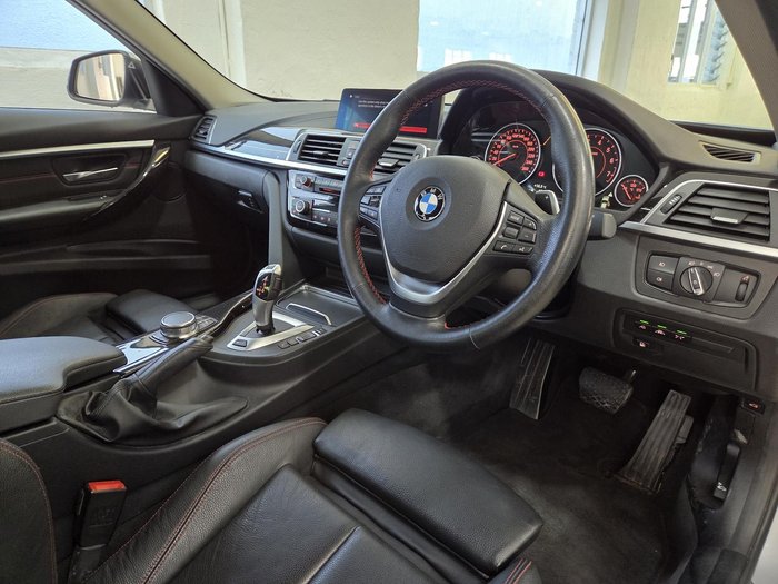 2017 BMW 3 Series 330e Sport Line
