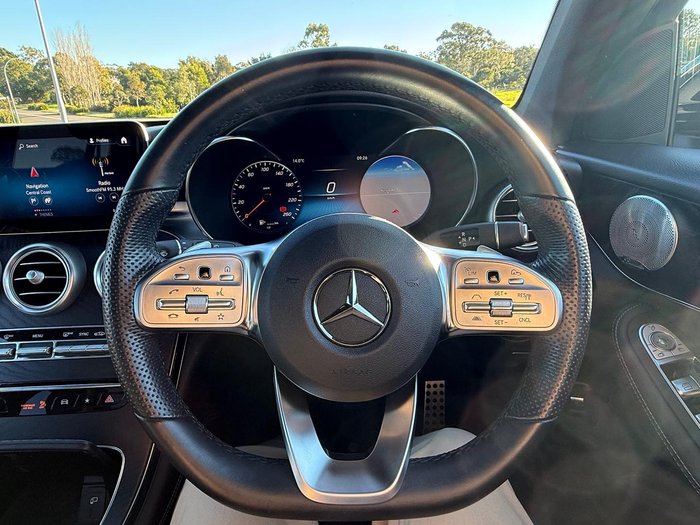 2019 Mercedes-Benz GLC-Class GLC300