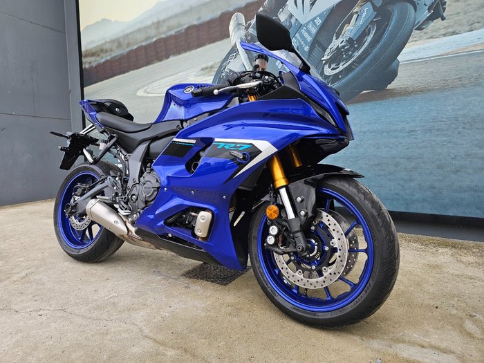 2025 Yamaha YZF-R7LA
