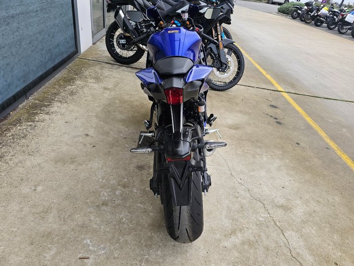 2025 Yamaha YZF-R7LA