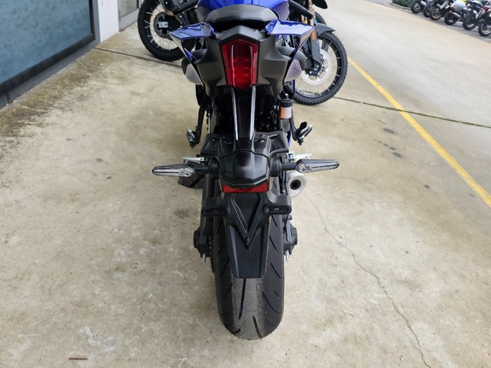 2025 Yamaha YZF-R7LA