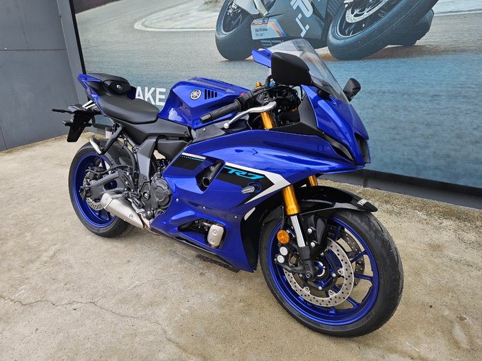 2025 Yamaha YZF-R7LA