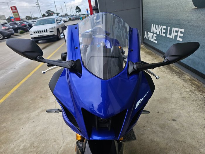 2025 Yamaha YZF-R7LA