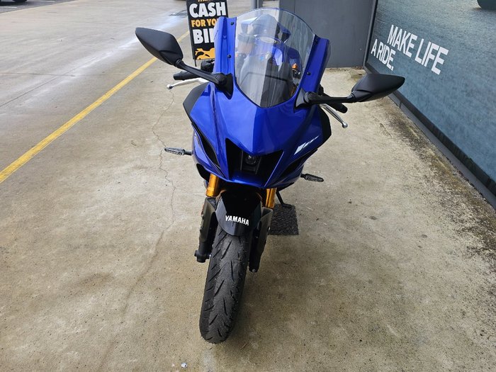 2025 Yamaha YZF-R7LA