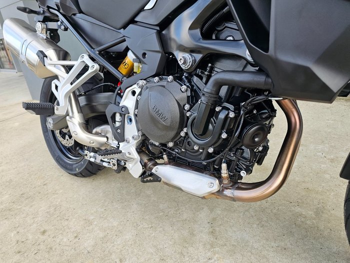 2026 BMW Motorrad F 800 GS LIGHT WHITE