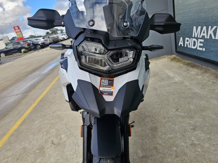 2026 BMW Motorrad F 800 GS LIGHT WHITE
