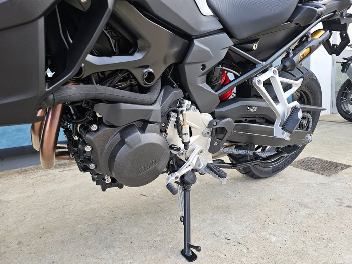 2026 BMW Motorrad F 800 GS LIGHT WHITE