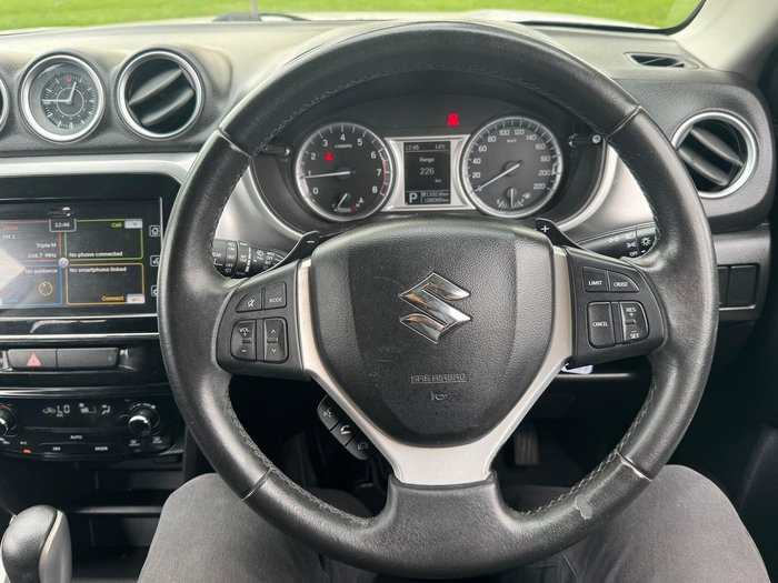 2017 Suzuki Vitara RT-S LY Cool White
