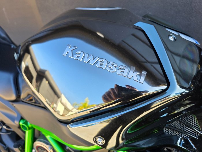 2025 Kawasaki NINJA H2 BLACK