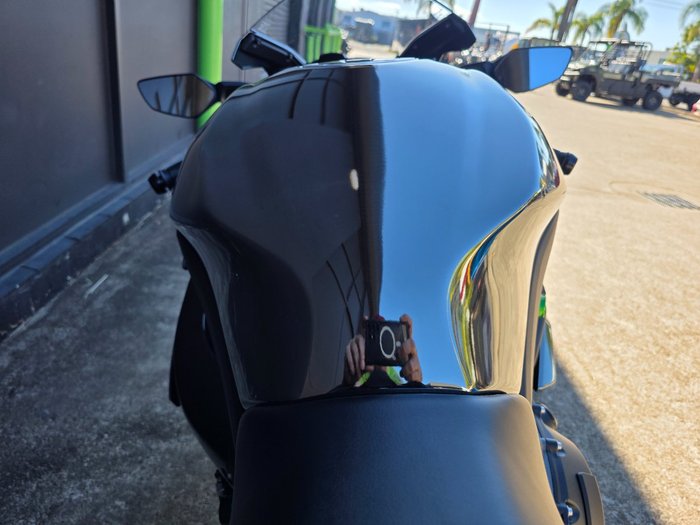 2025 Kawasaki NINJA H2 BLACK