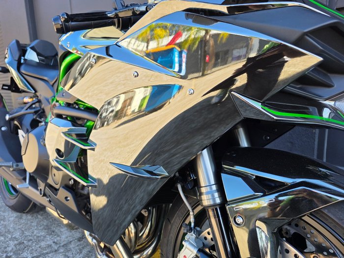 2025 Kawasaki NINJA H2 BLACK