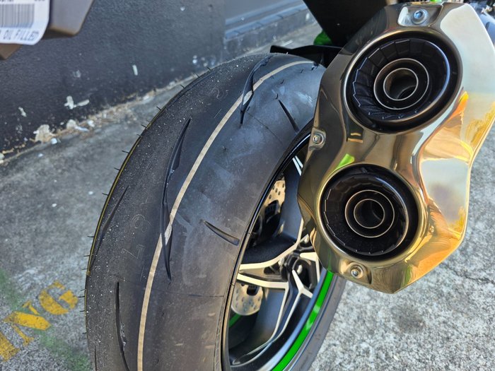 2025 Kawasaki NINJA H2 BLACK
