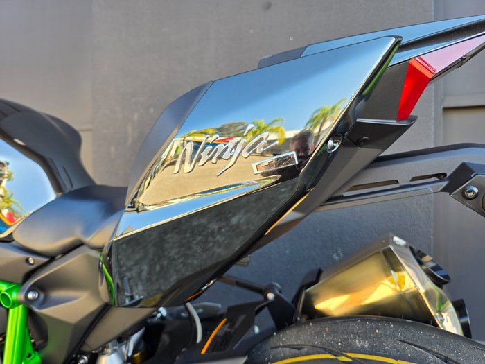 2025 Kawasaki NINJA H2 BLACK