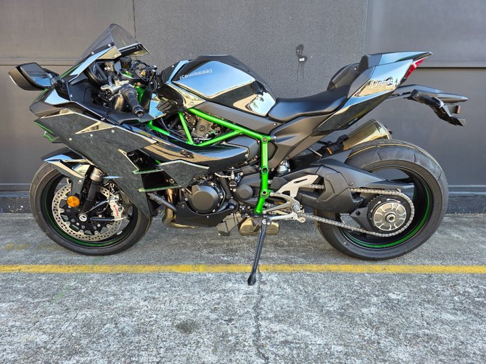2025 Kawasaki NINJA H2 BLACK
