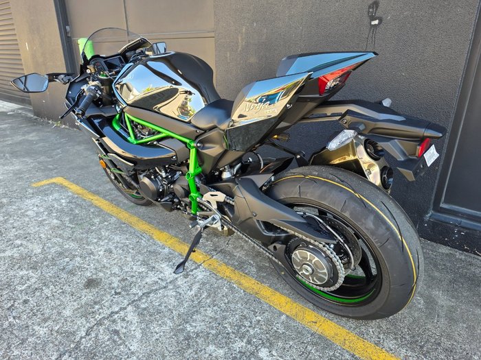 2025 Kawasaki NINJA H2 BLACK