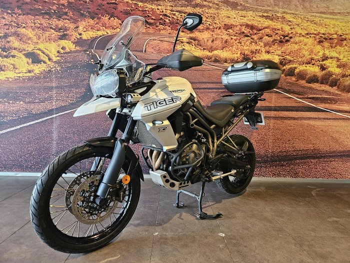 2018 Triumph Tiger 800 XCA Tiger White