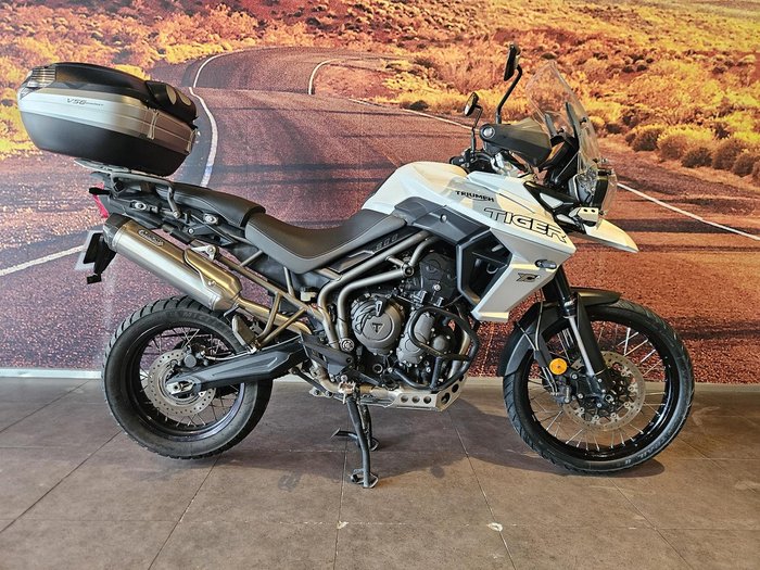 2018 Triumph Tiger 800 XCA Tiger White