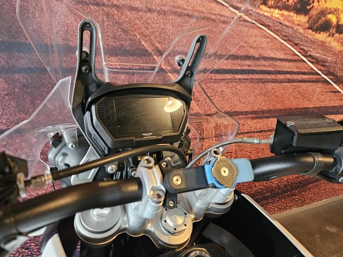 2018 Triumph Tiger 800 XCA Tiger White