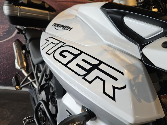 2018 Triumph Tiger 800 XCA Tiger White