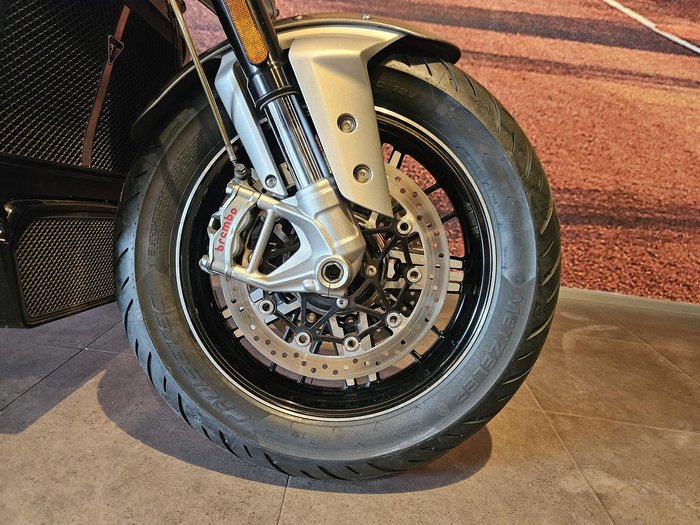2021 Triumph Rocket 3 GT Rocket Grey