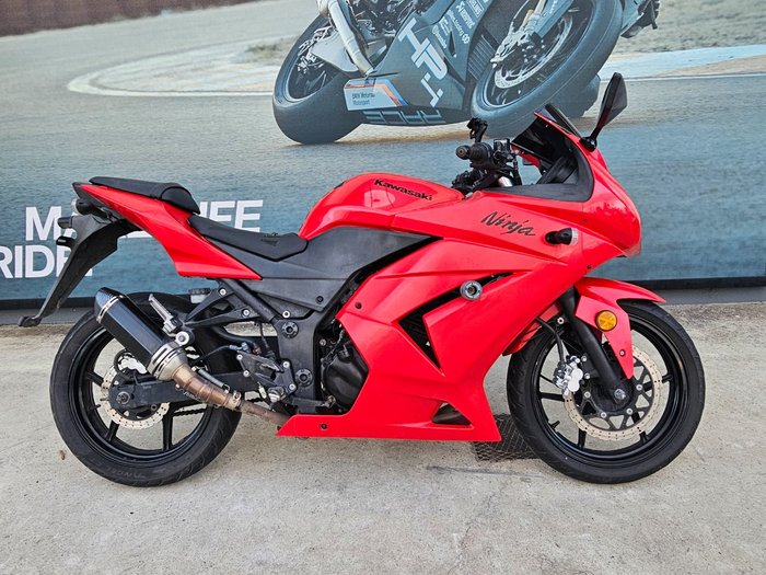 2012 Kawasaki NINJA 250R (EX250) Red