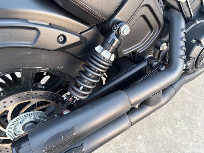 2019 Indian SCOUT BOBBER THUNDER BLK SMOKE Black
