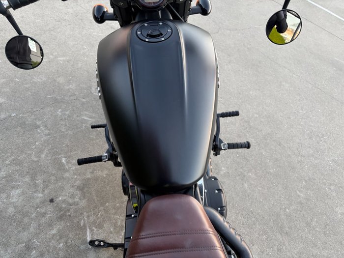 2019 Indian SCOUT BOBBER THUNDER BLK SMOKE Black