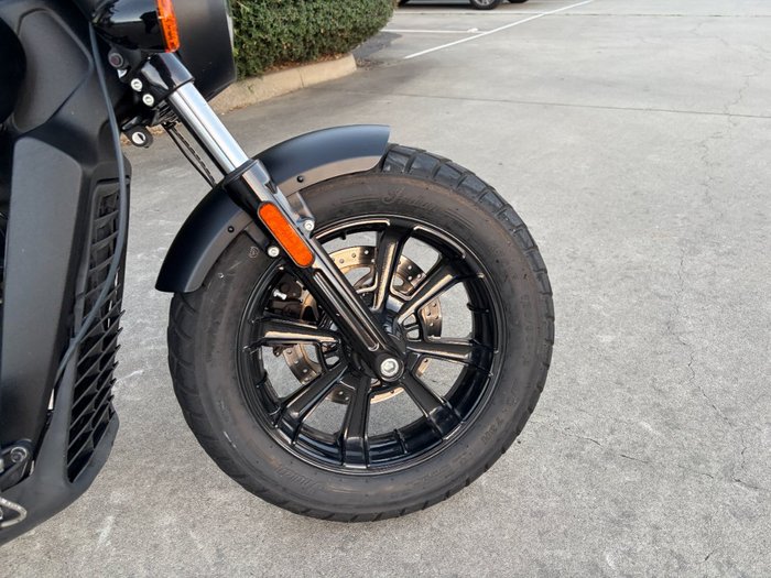 2019 Indian SCOUT BOBBER THUNDER BLK SMOKE Black
