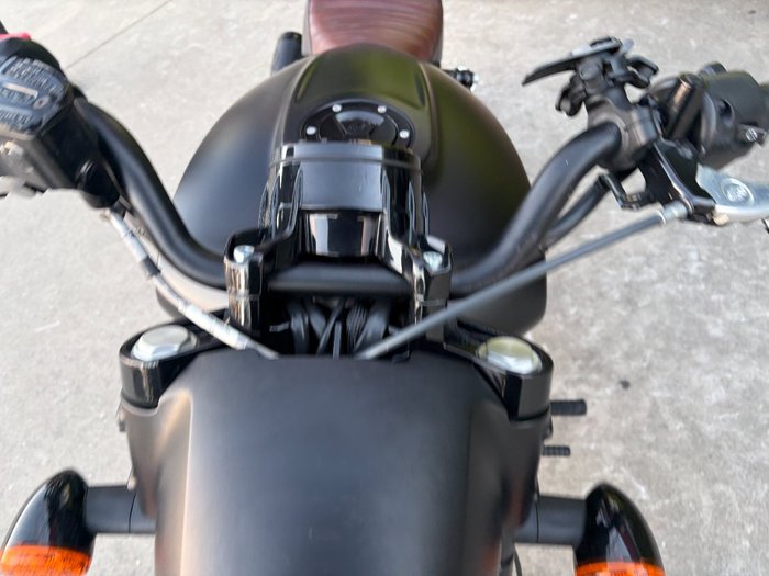 2019 Indian SCOUT BOBBER THUNDER BLK SMOKE Black