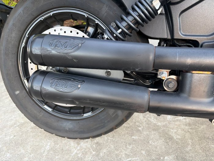 2019 Indian SCOUT BOBBER THUNDER BLK SMOKE Black